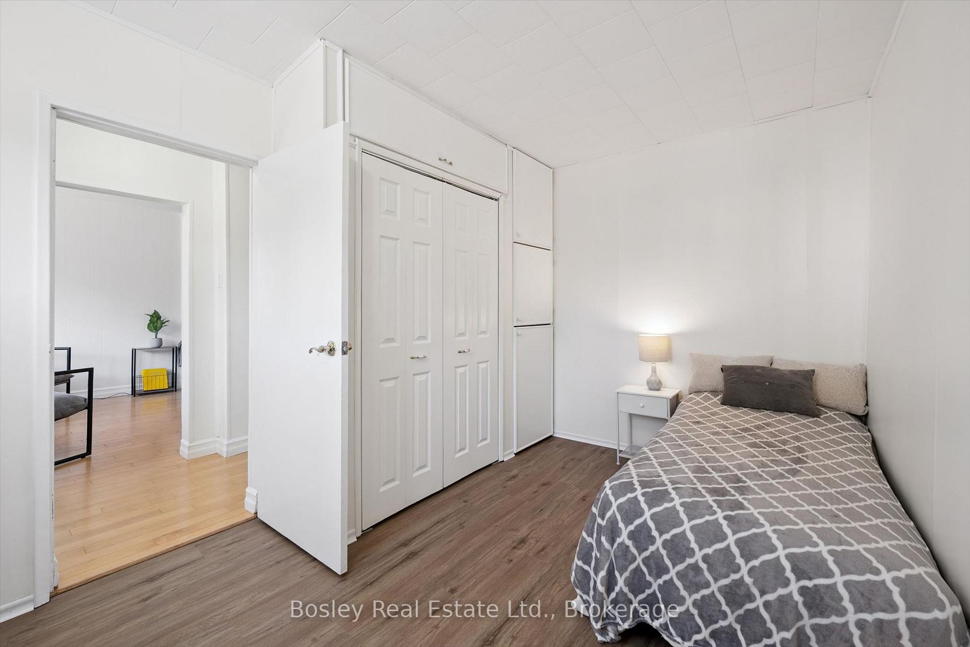 Photo 18 of 31 Jane St Street, Guelph, St. George's — HOMEH