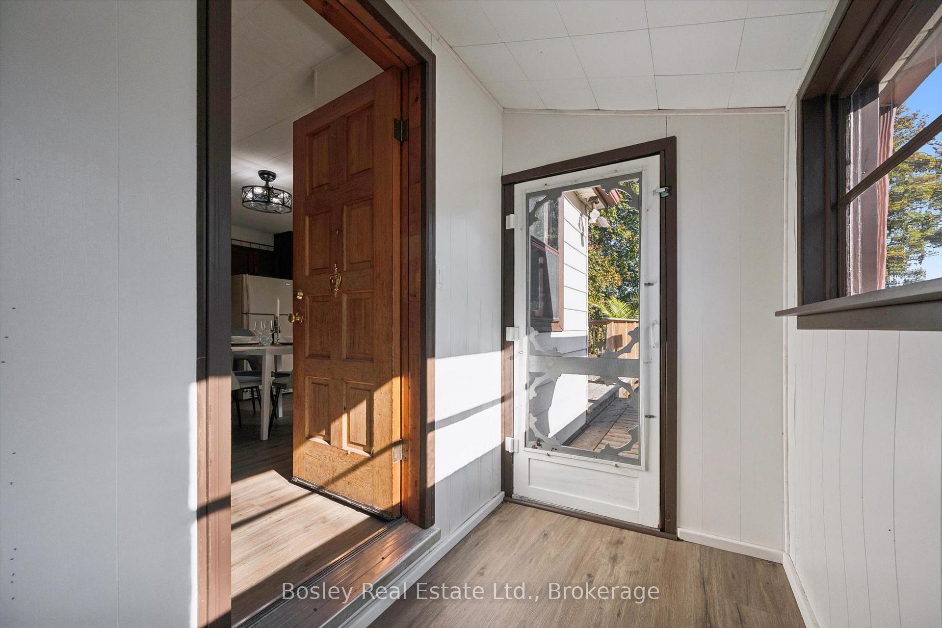 Photo 29 of 31 Jane St Street, Guelph, St. George's — HOMEH