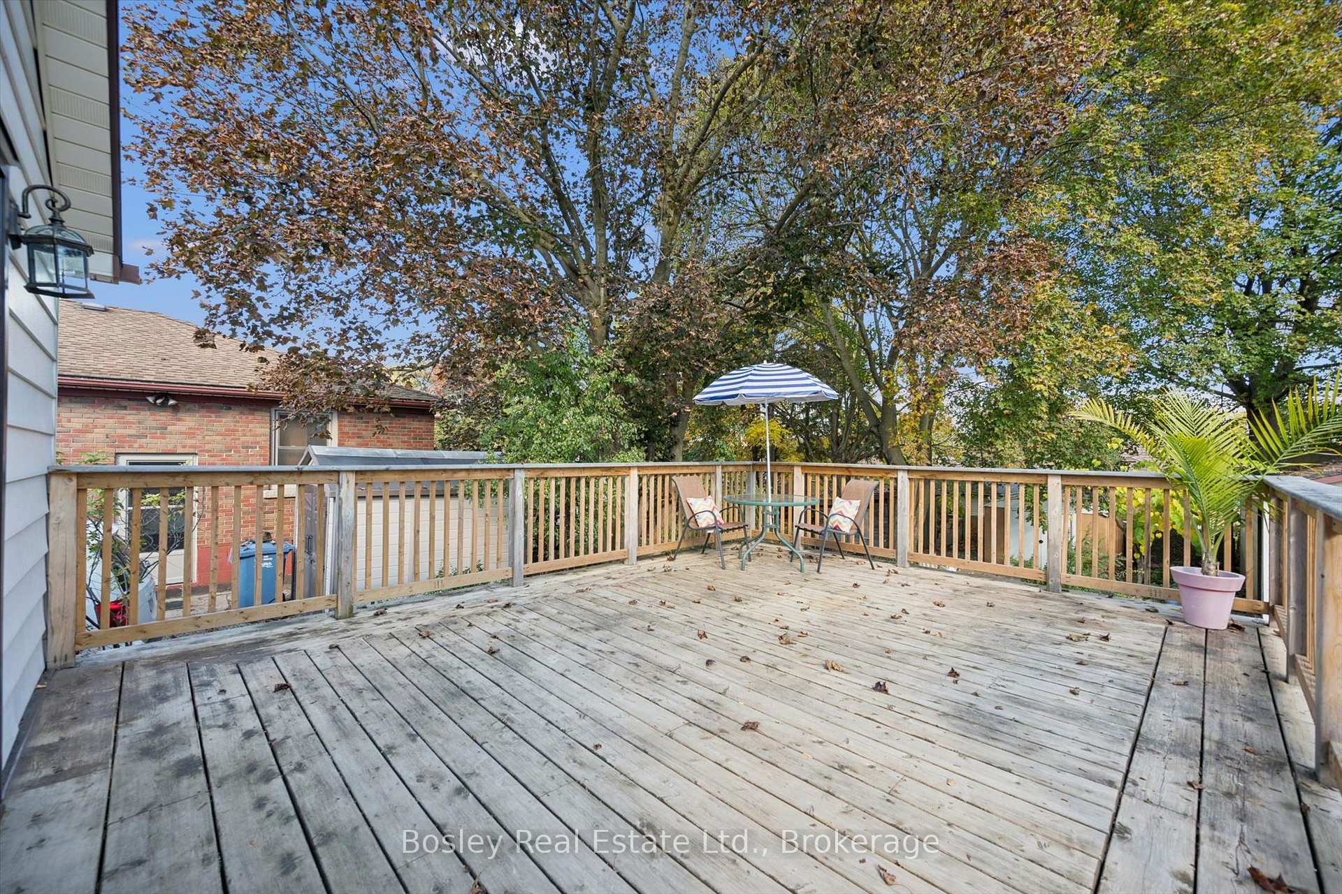 Photo 32 of 31 Jane St Street, Guelph, St. George's — HOMEH