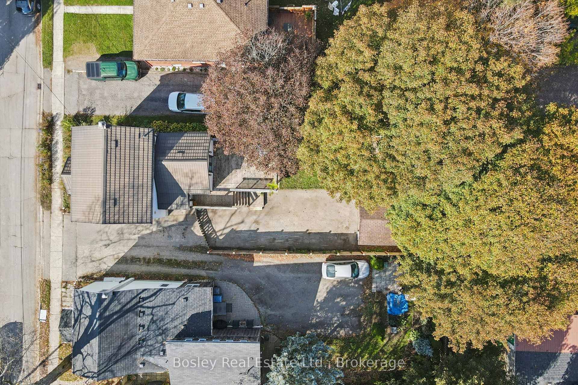 Photo 43 of 31 Jane St Street, Guelph, St. George's — HOMEH