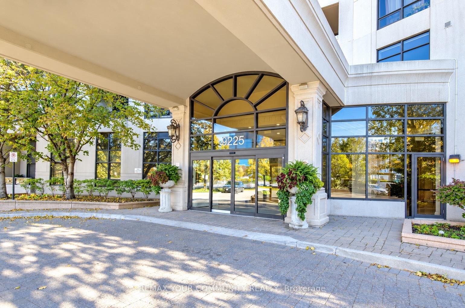 Photo 4 of Unit 1502, 9225 Jane Street, Vaughan, Maple — HOMEH