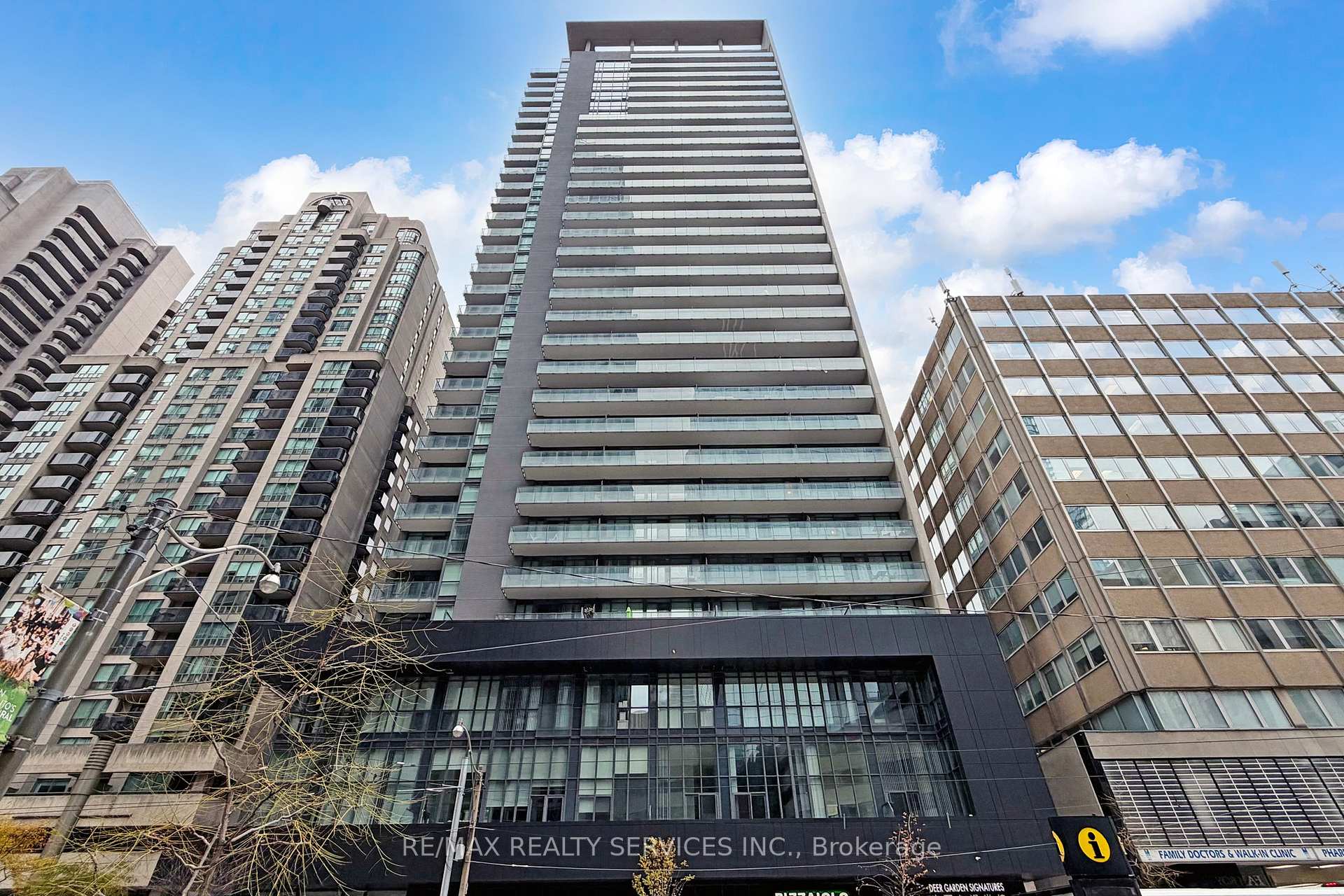 Photo 1 of Unit 1009, 770 Bay Street, Toronto, Bay Street Corridor — HOMEH
