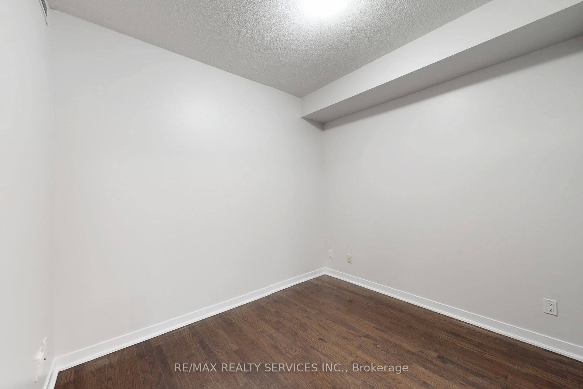 Photo 19 of Unit 1009, 770 Bay Street, Toronto, Bay Street Corridor — HOMEH