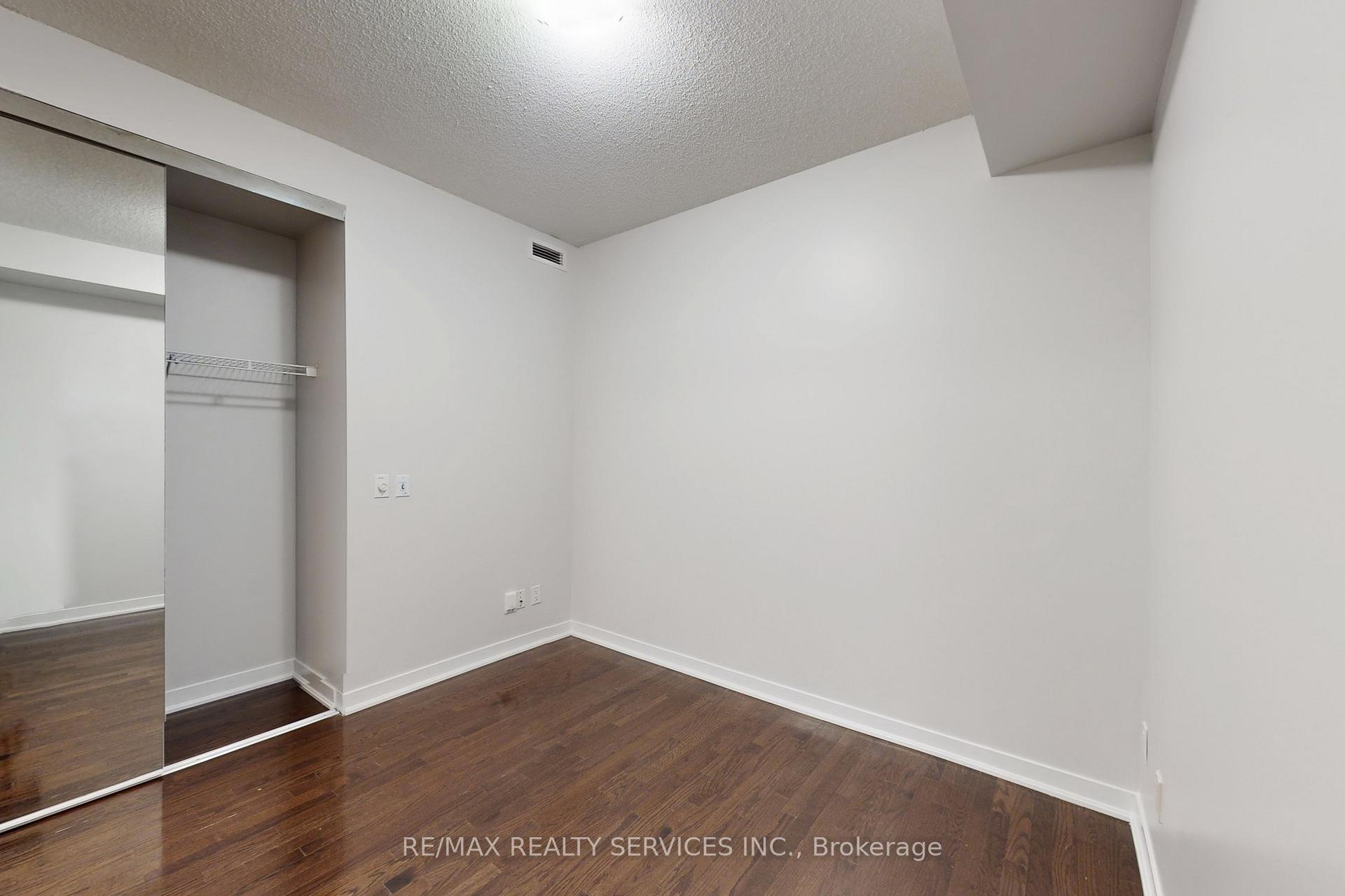 Photo 20 of Unit 1009, 770 Bay Street, Toronto, Bay Street Corridor — HOMEH