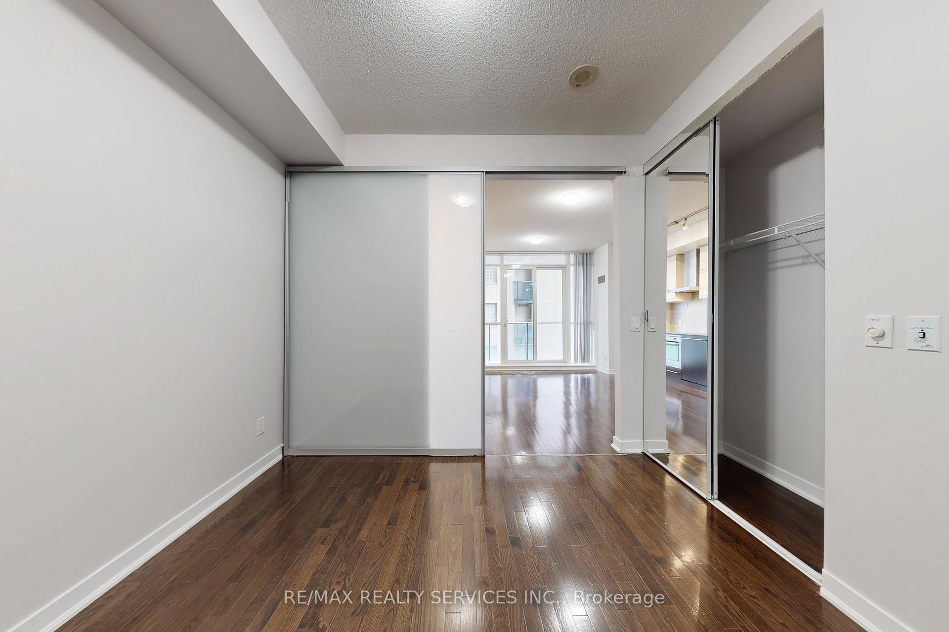 Photo 22 of Unit 1009, 770 Bay Street, Toronto, Bay Street Corridor — HOMEH