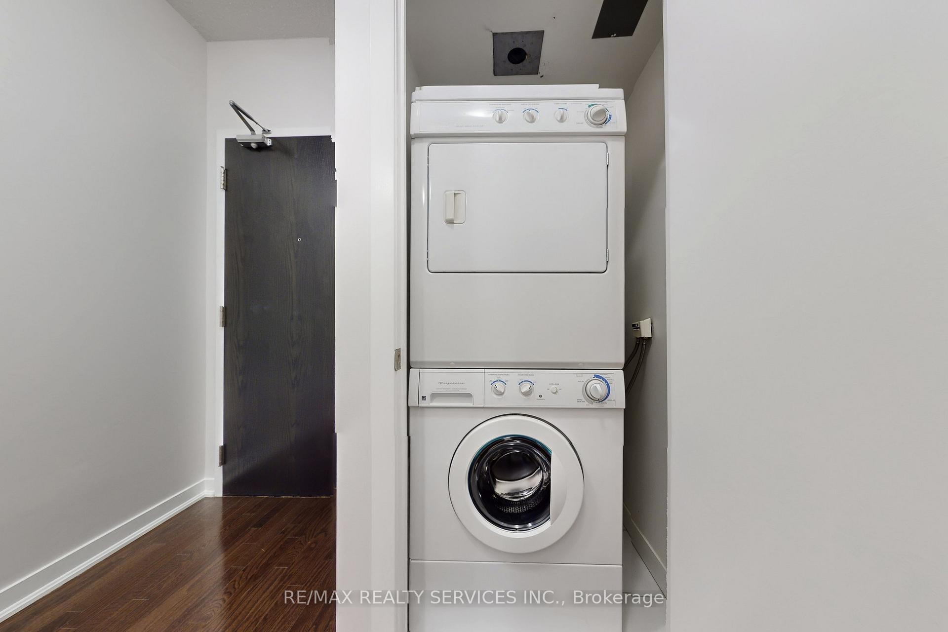 Photo 26 of Unit 1009, 770 Bay Street, Toronto, Bay Street Corridor — HOMEH