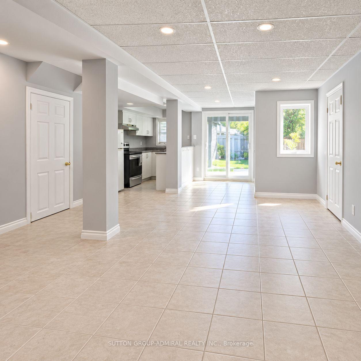 Photo 5 of 705 Happy Vale Drive, Innisfil, Alcona — HOMEH