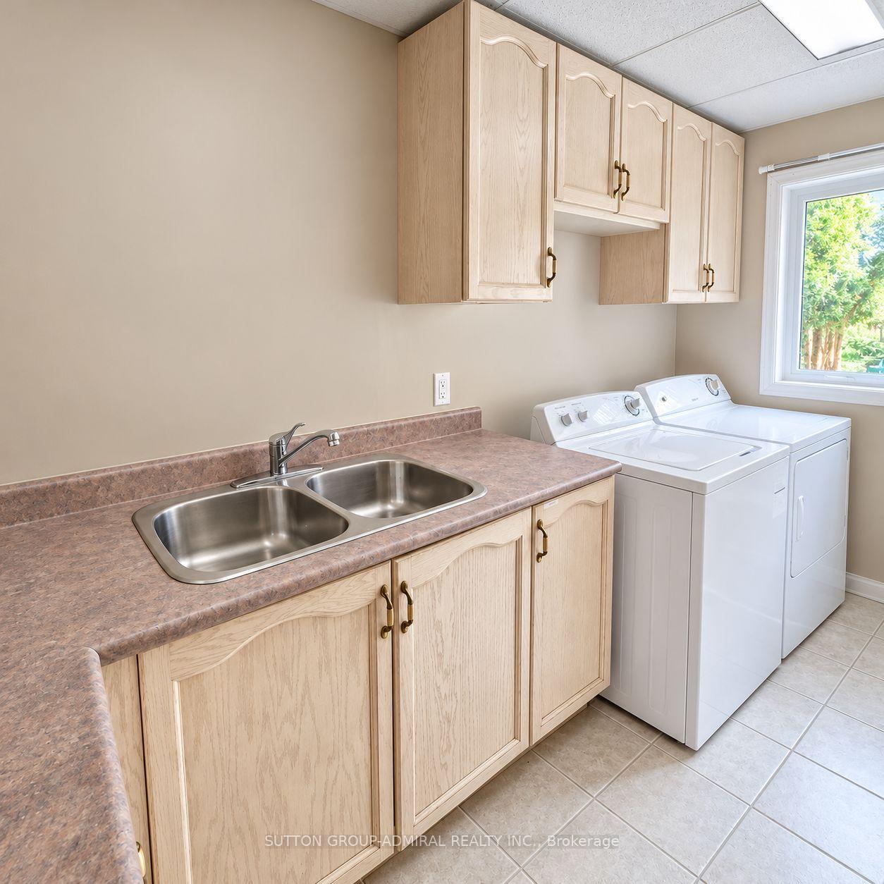 Photo 6 of 705 Happy Vale Drive, Innisfil, Alcona — HOMEH