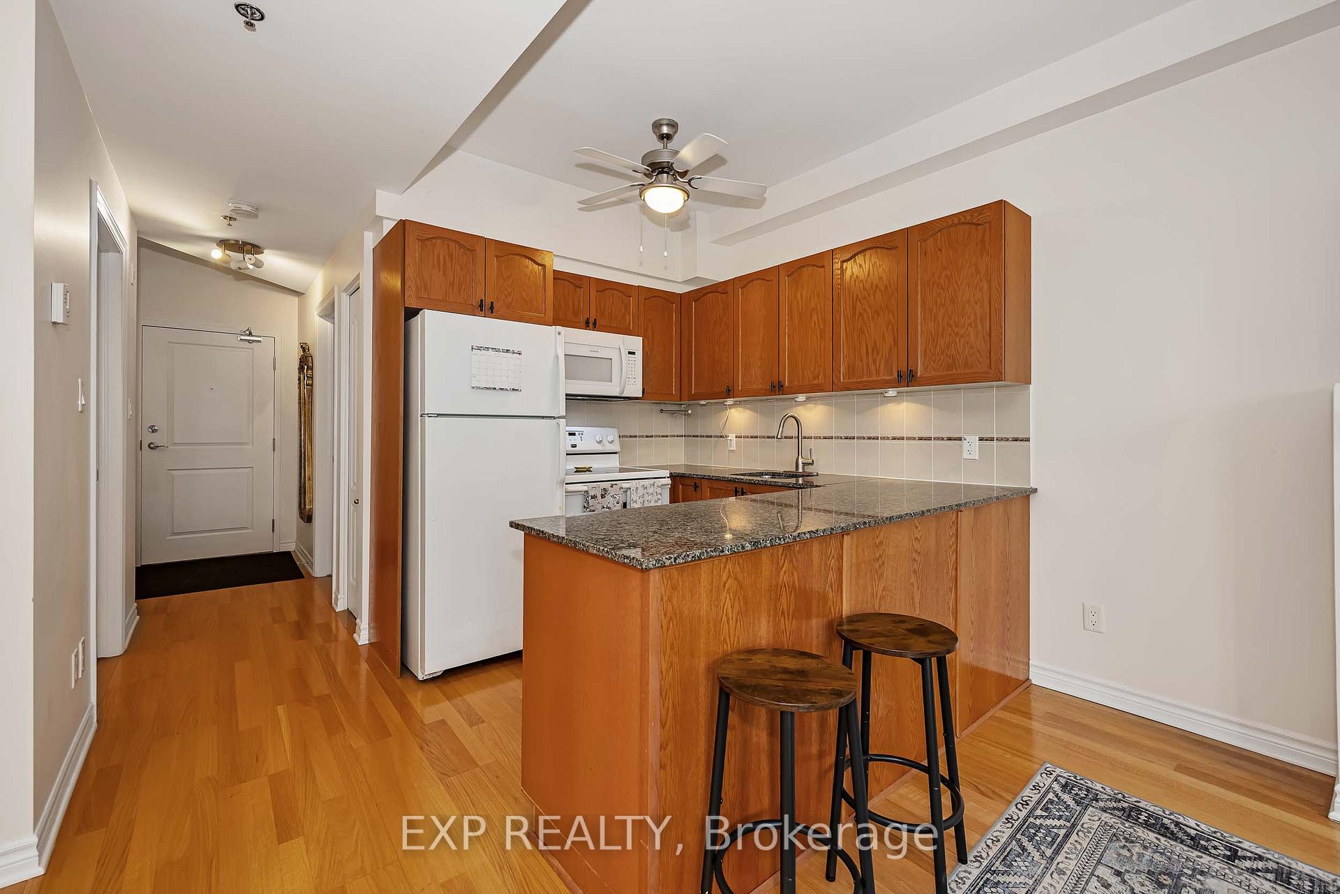 Photo 12 of Unit 305, 6 Grove Avenue, Ottawa, Old Ottawa South — HOMEH