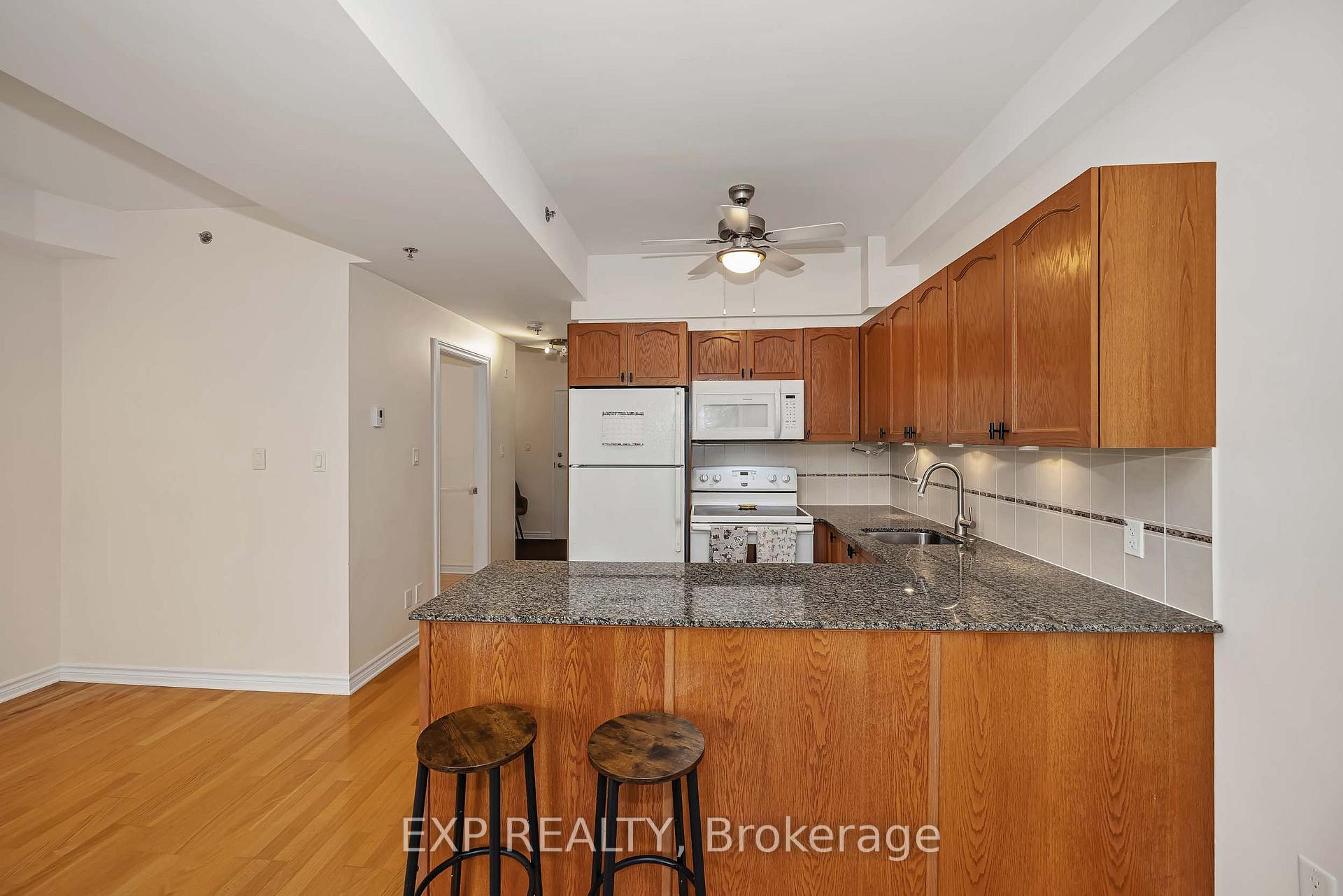 Photo 13 of Unit 305, 6 Grove Avenue, Ottawa, Old Ottawa South — HOMEH