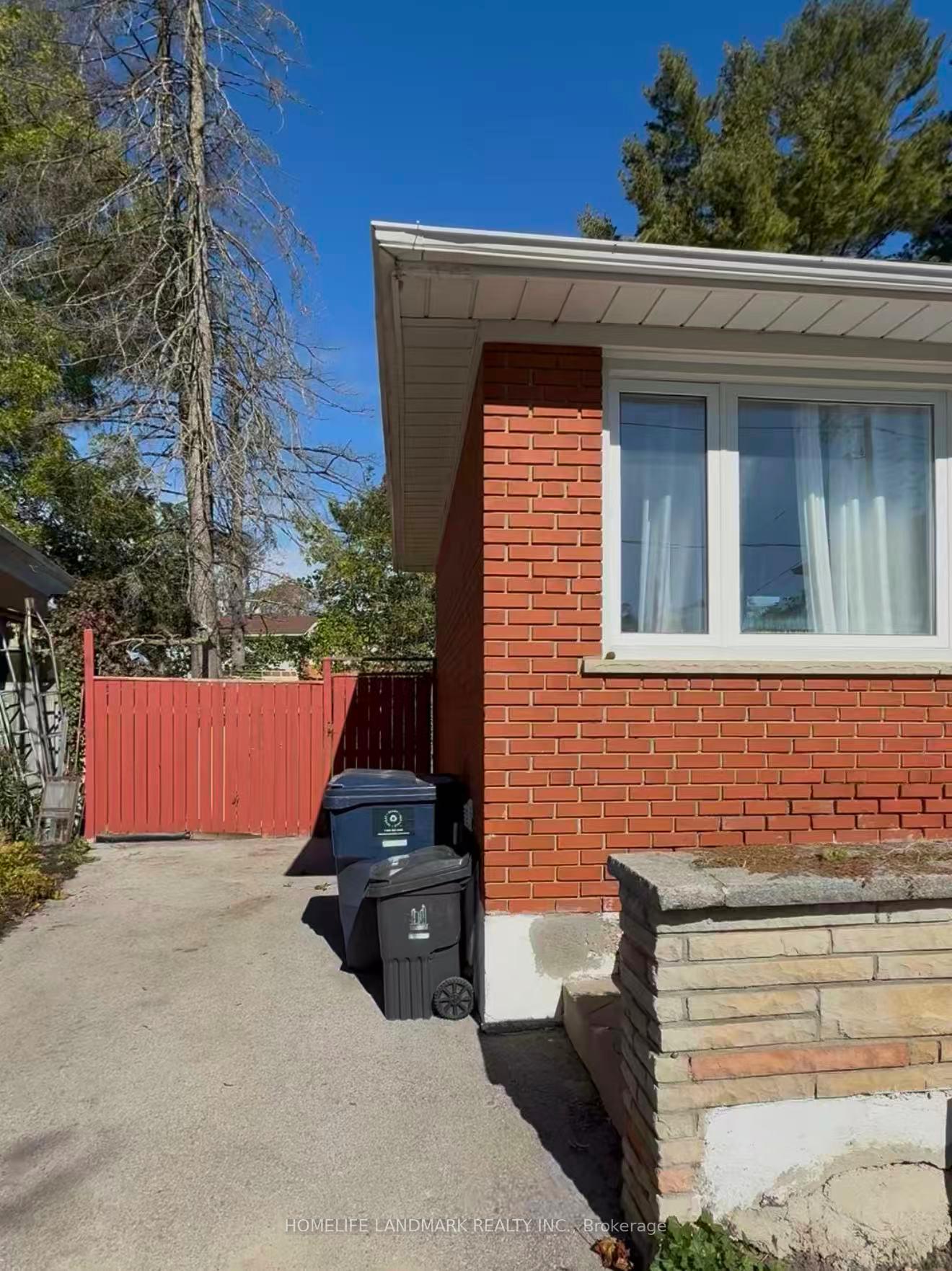 Photo 6 of 84 Melchior Drive, Scarborough, West Hill — HOMEH