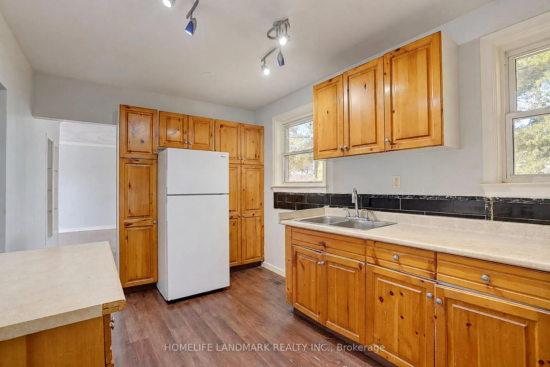 Photo 15 of 84 Melchior Drive, Scarborough, West Hill — HOMEH