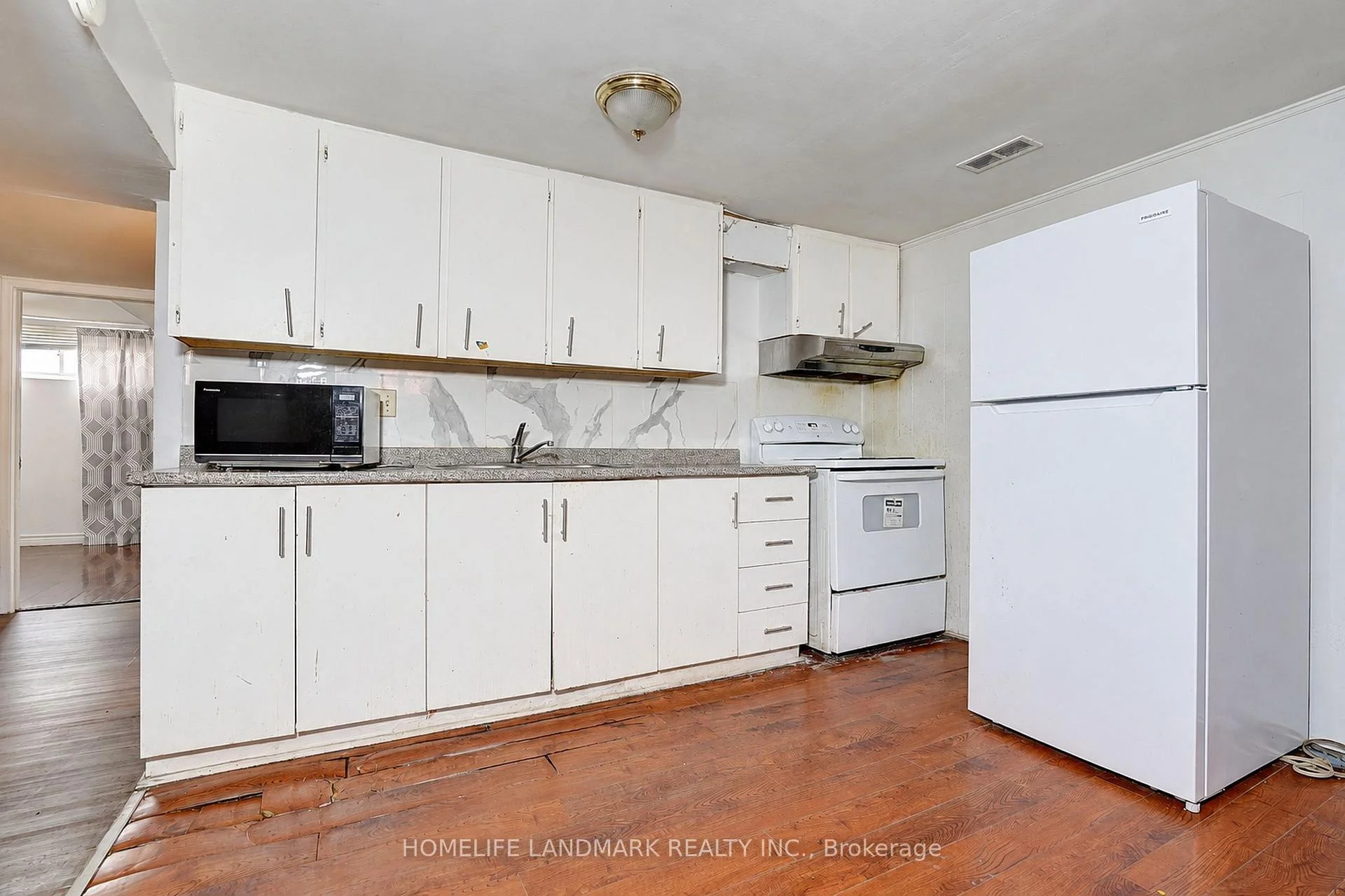 Photo 32 of 84 Melchior Drive, Scarborough, West Hill — HOMEH