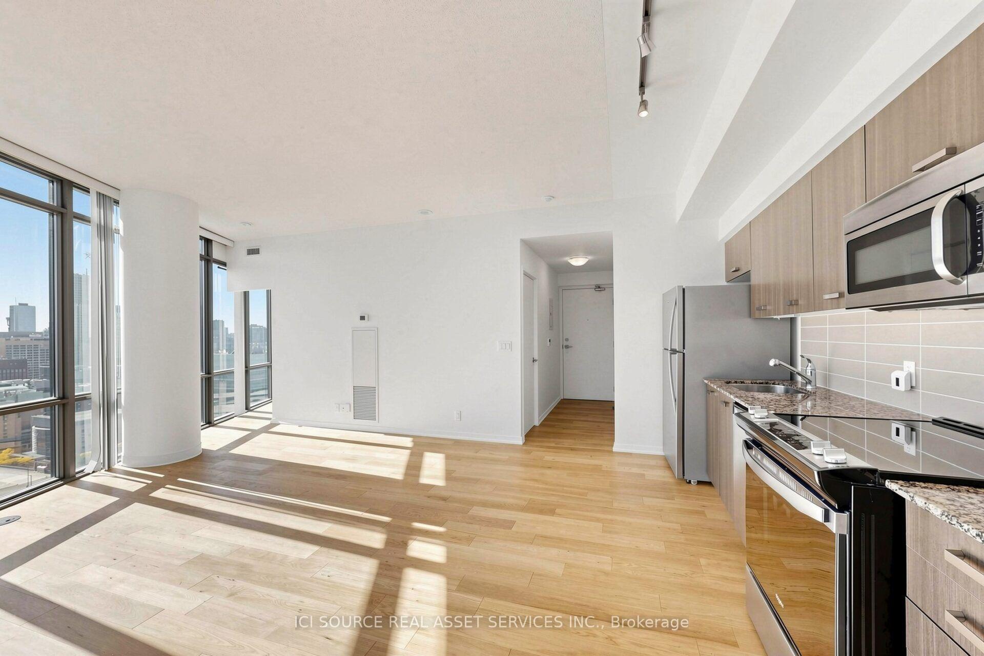 Photo 6 of Unit 2608, 832 Bay Street, Toronto, Bay Street Corridor — HOMEH
