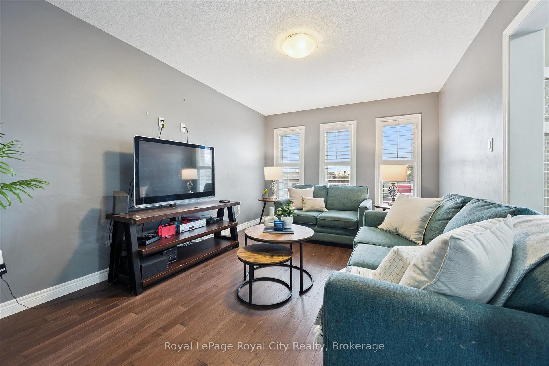 Photo 9 of 36 Oakes Crescent, Guelph, Grange Road — HOMEH