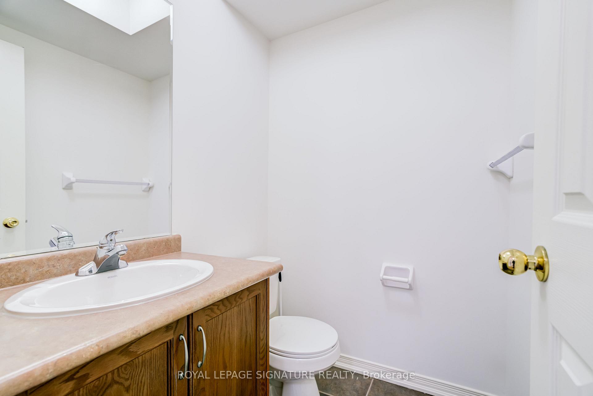 Photo 31 of 67 Prince Charles Way, Markham, Berczy — HOMEH