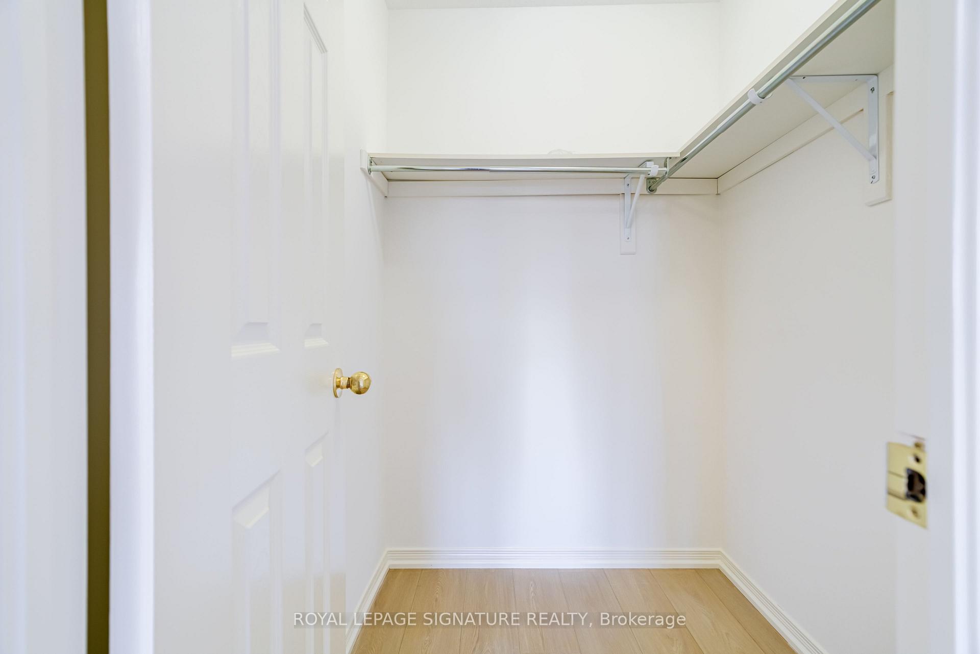 Photo 38 of 67 Prince Charles Way, Markham, Berczy — HOMEH