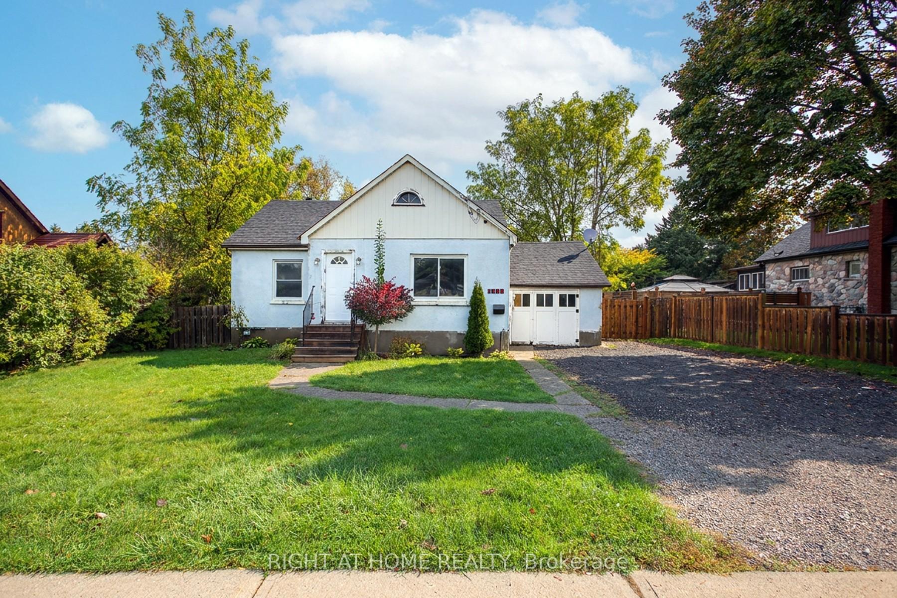 Photo 3 of 1438 Nash Road, Clarington, Courtice — HOMEH