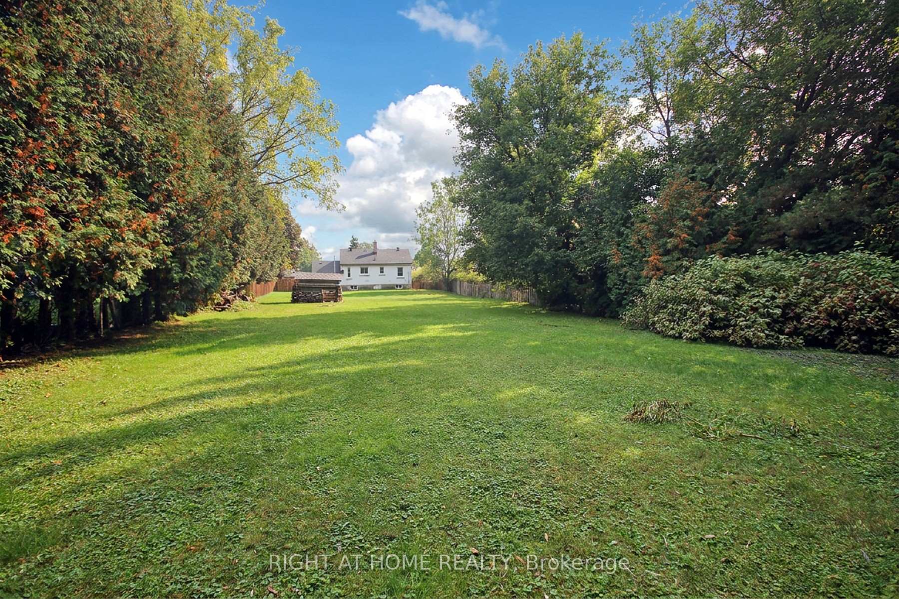Photo 11 of 1438 Nash Road, Clarington, Courtice — HOMEH