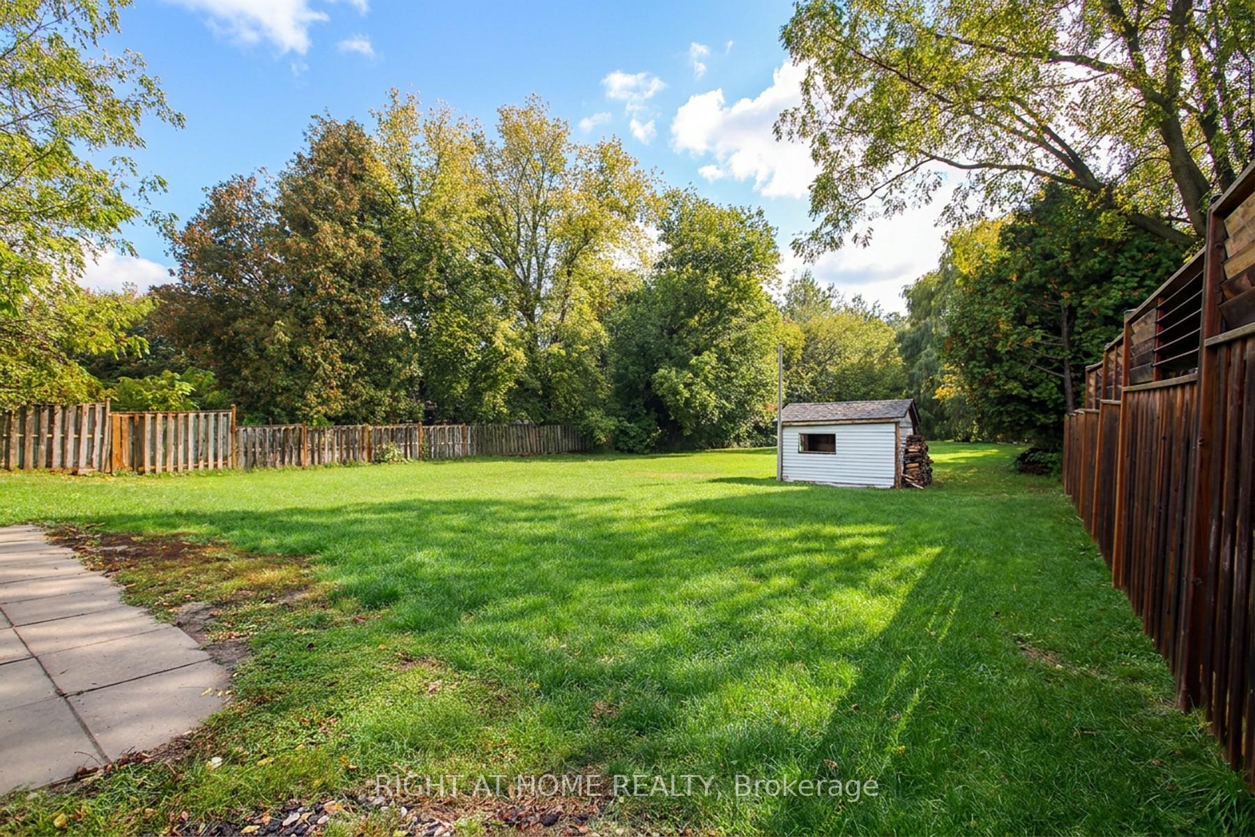 Photo 12 of 1438 Nash Road, Clarington, Courtice — HOMEH