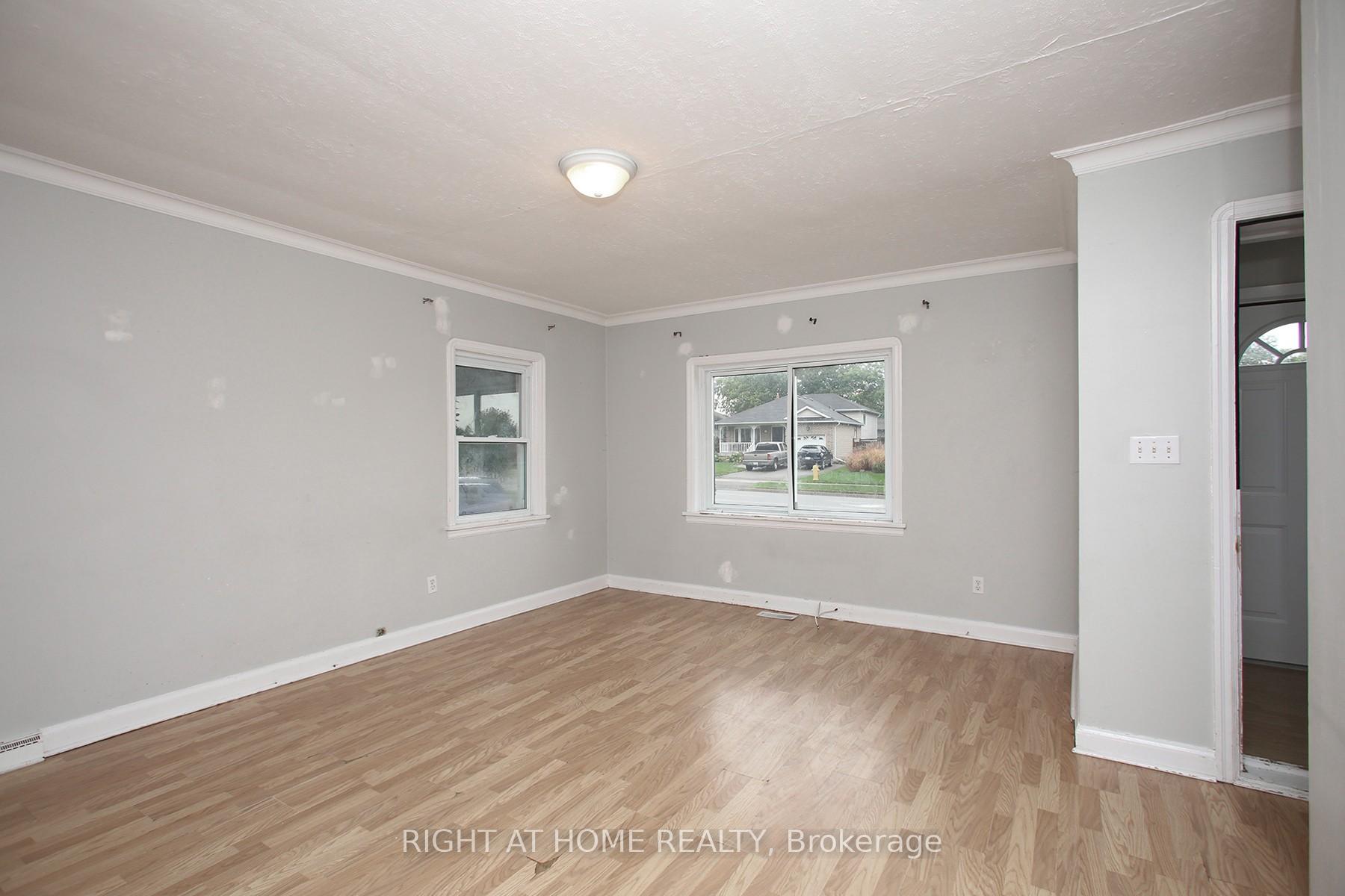 Photo 16 of 1438 Nash Road, Clarington, Courtice — HOMEH