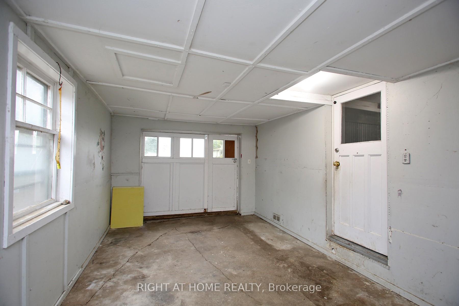 Photo 38 of 1438 Nash Road, Clarington, Courtice — HOMEH