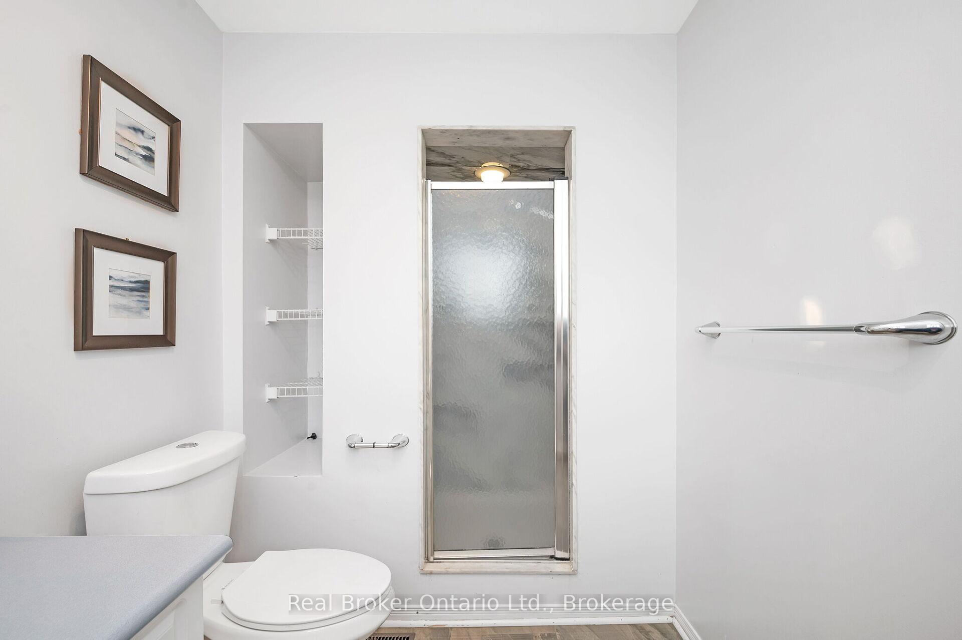 Photo 21 of 2189 Shorncliffe Boulevard, Oakville, Westmount — HOMEH