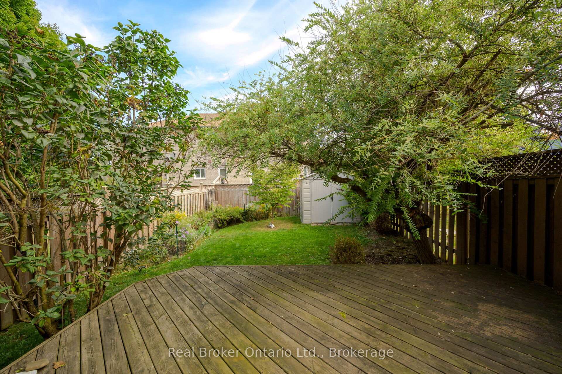 Photo 32 of 2189 Shorncliffe Boulevard, Oakville, Westmount — HOMEH