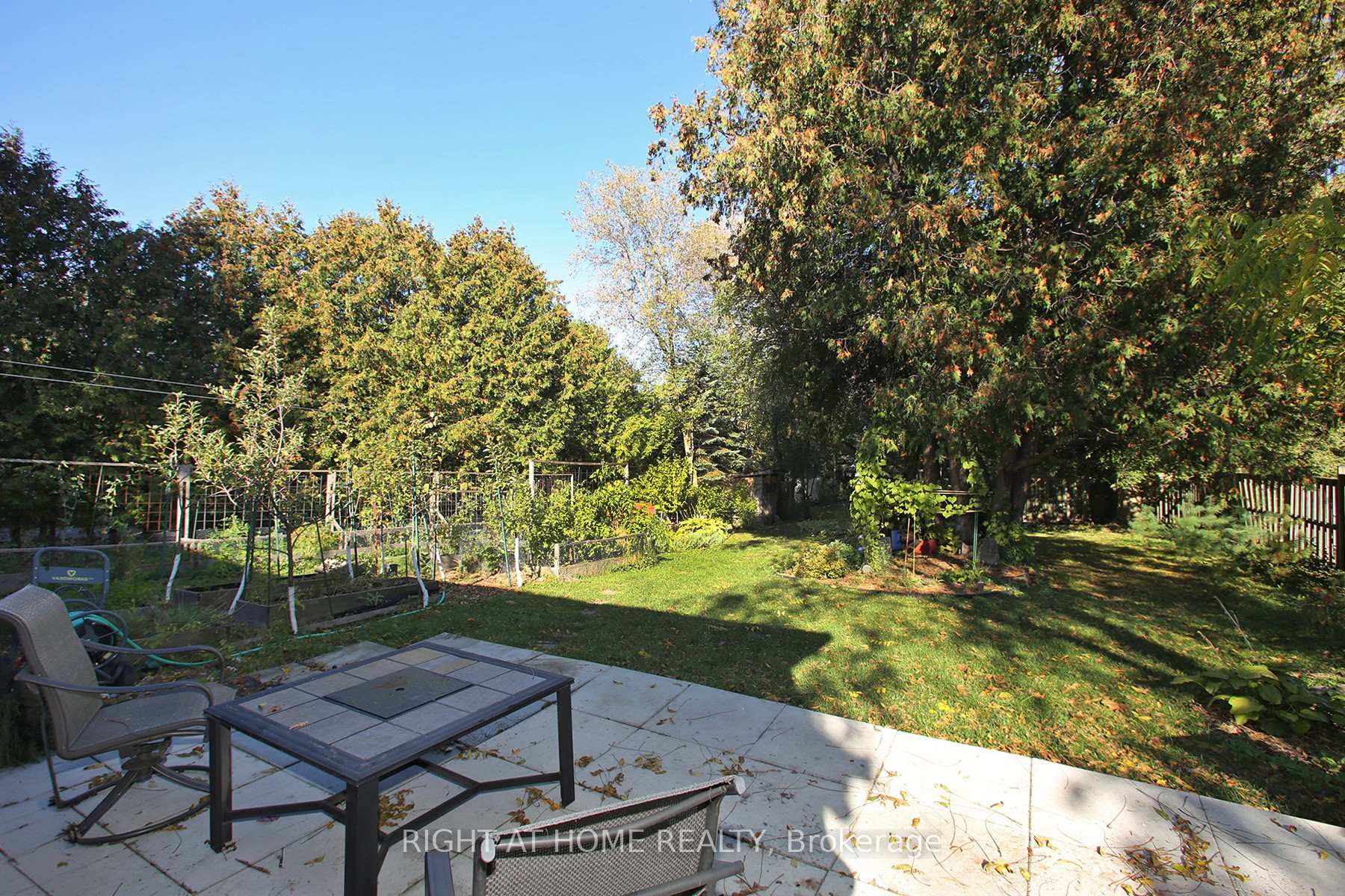 Photo 14 of 1436 Nash Road, Clarington, Courtice — HOMEH