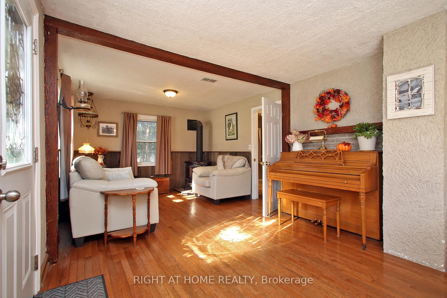 Photo 18 of 1436 Nash Road, Clarington, Courtice — HOMEH