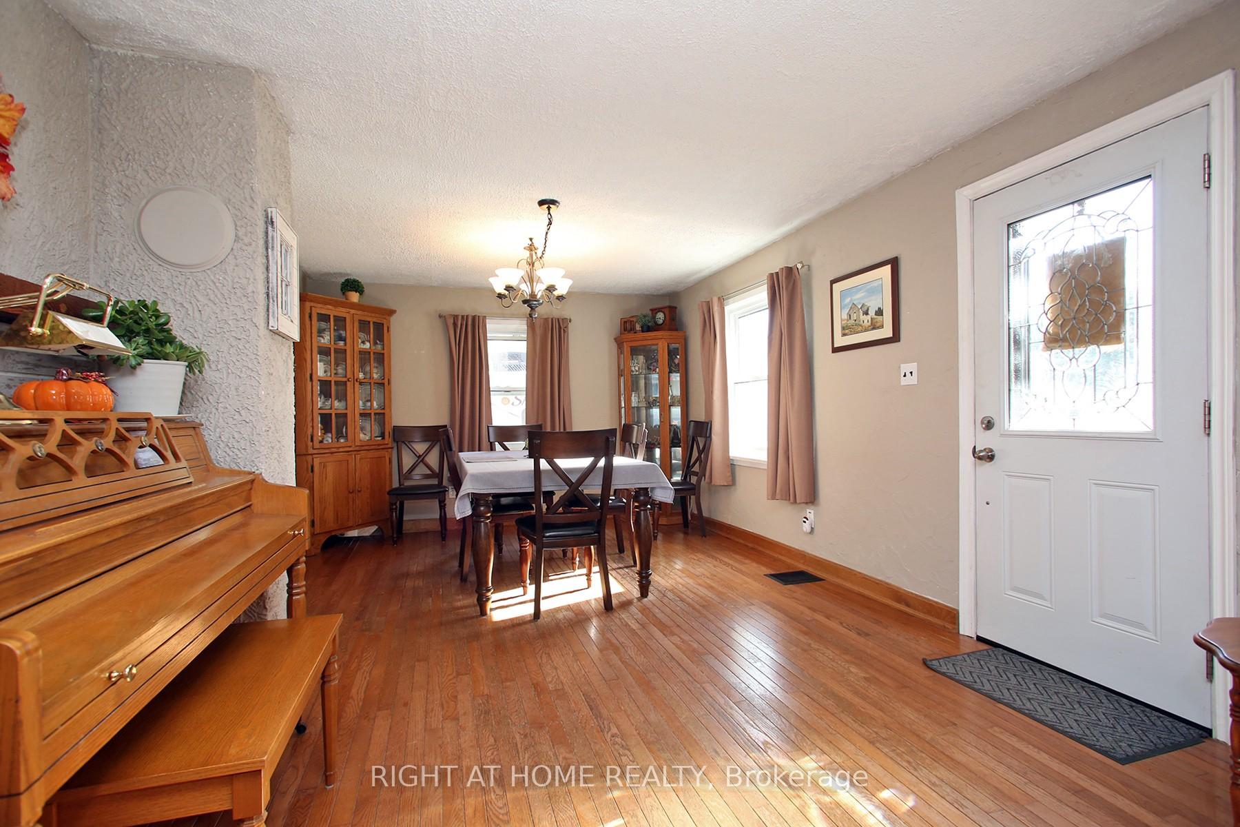 Photo 19 of 1436 Nash Road, Clarington, Courtice — HOMEH