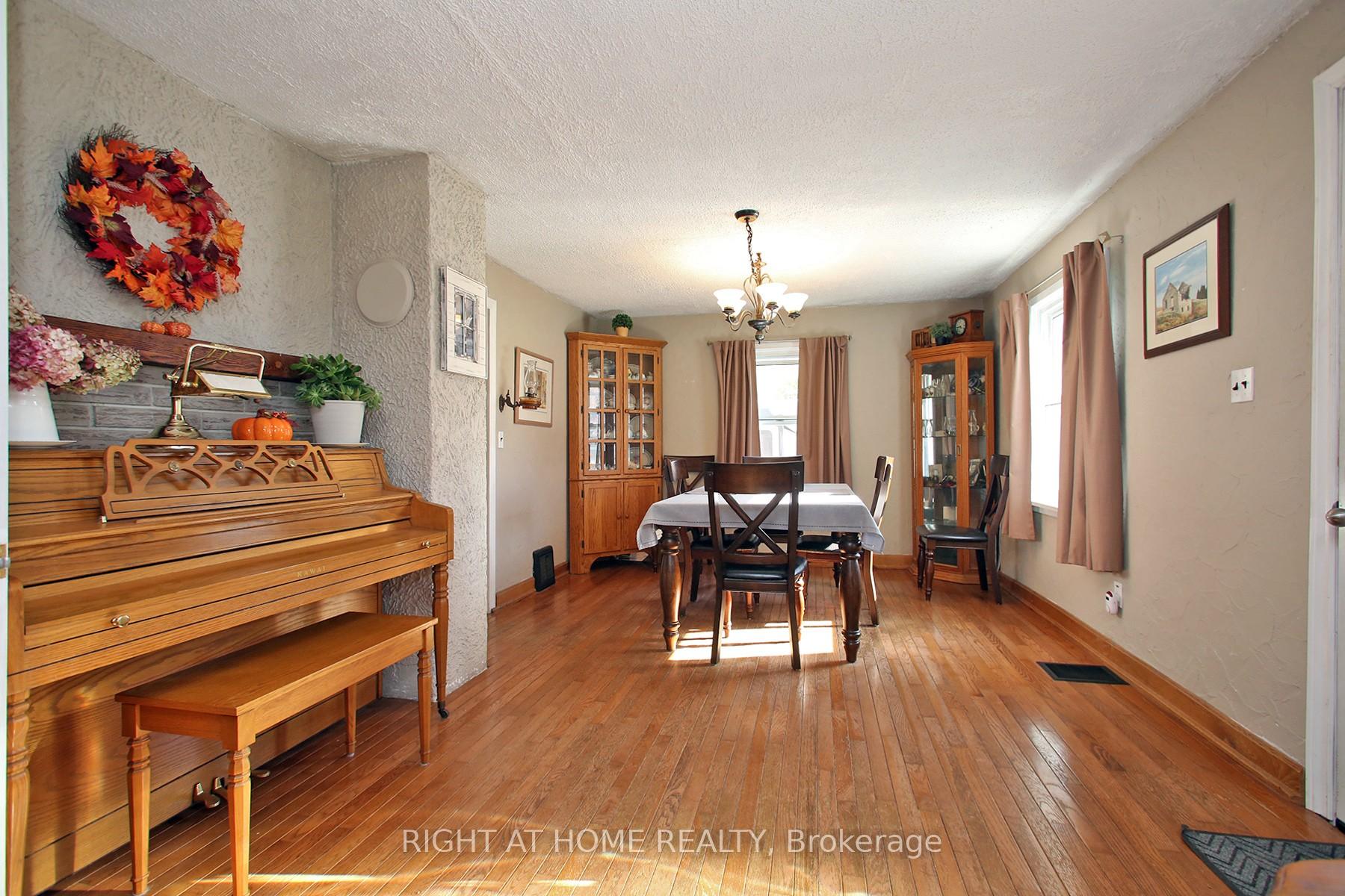 Photo 23 of 1436 Nash Road, Clarington, Courtice — HOMEH