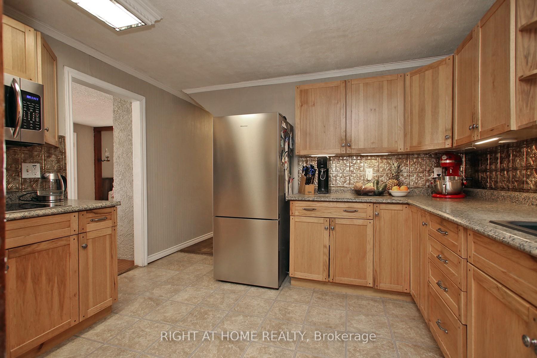 Photo 25 of 1436 Nash Road, Clarington, Courtice — HOMEH