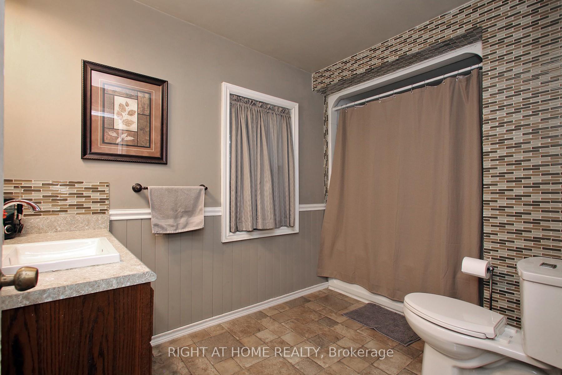 Photo 31 of 1436 Nash Road, Clarington, Courtice — HOMEH