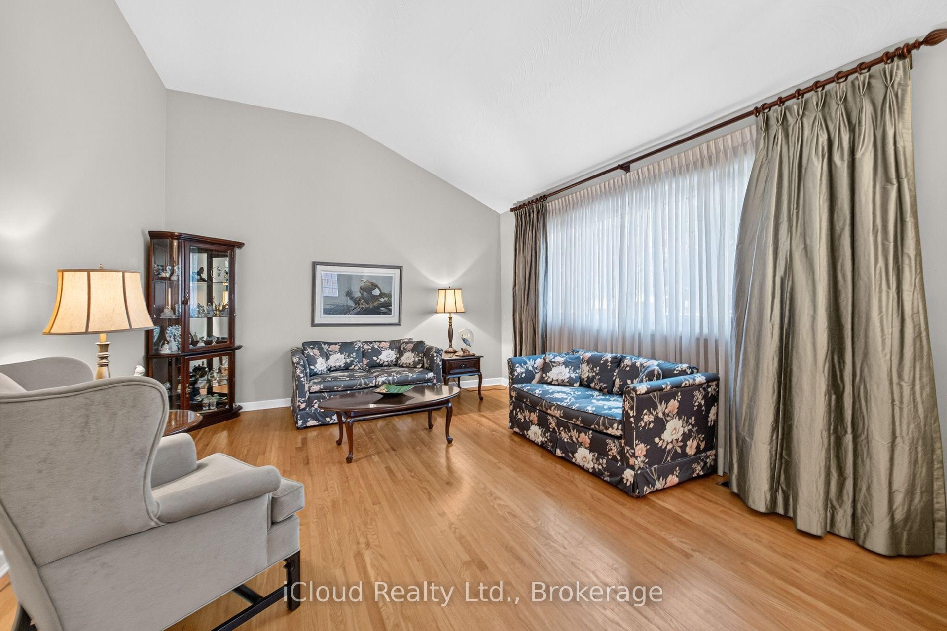Photo 16 of 282 Kent Crescent, Burlington, Appleby — HOMEH