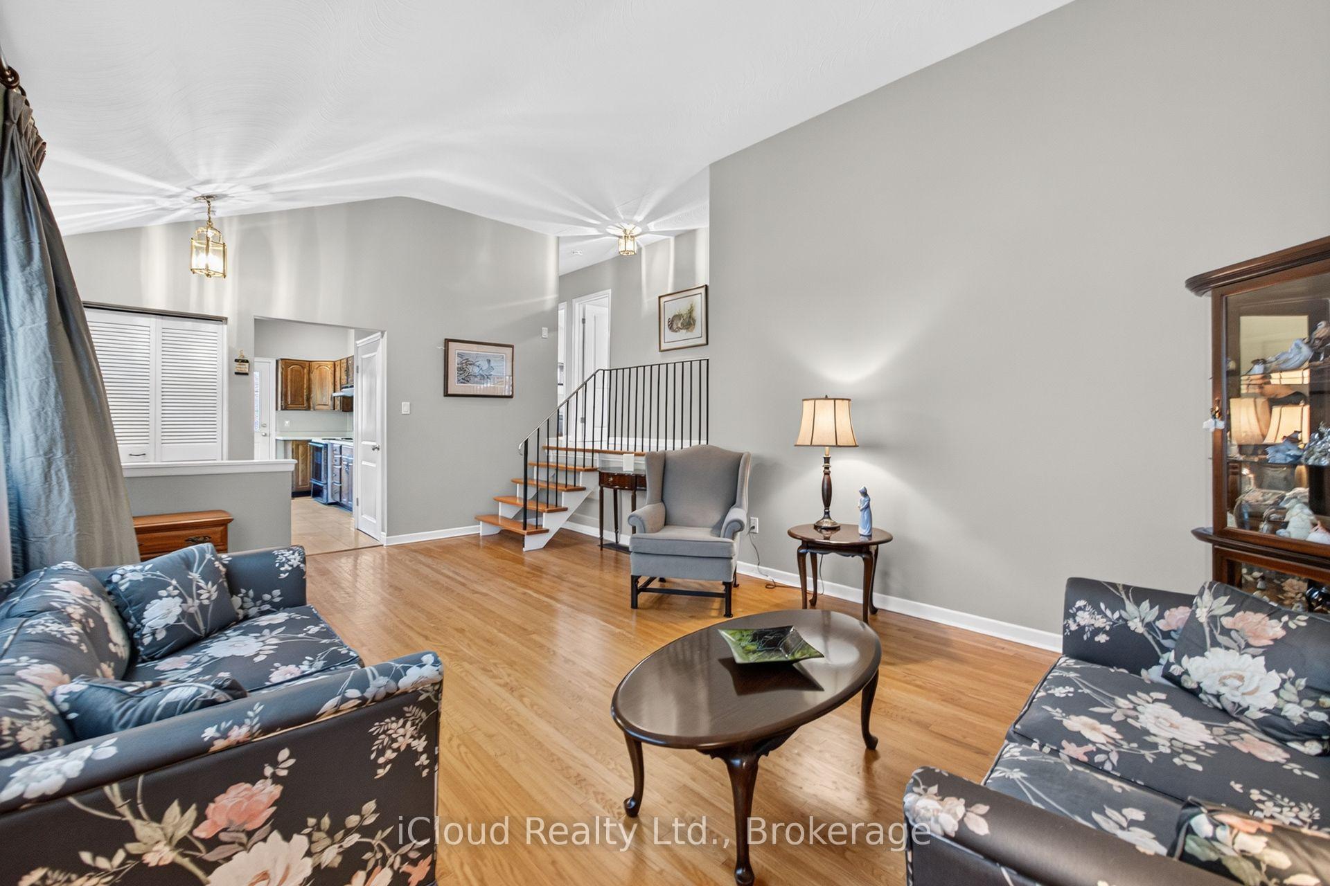 Photo 18 of 282 Kent Crescent, Burlington, Appleby — HOMEH