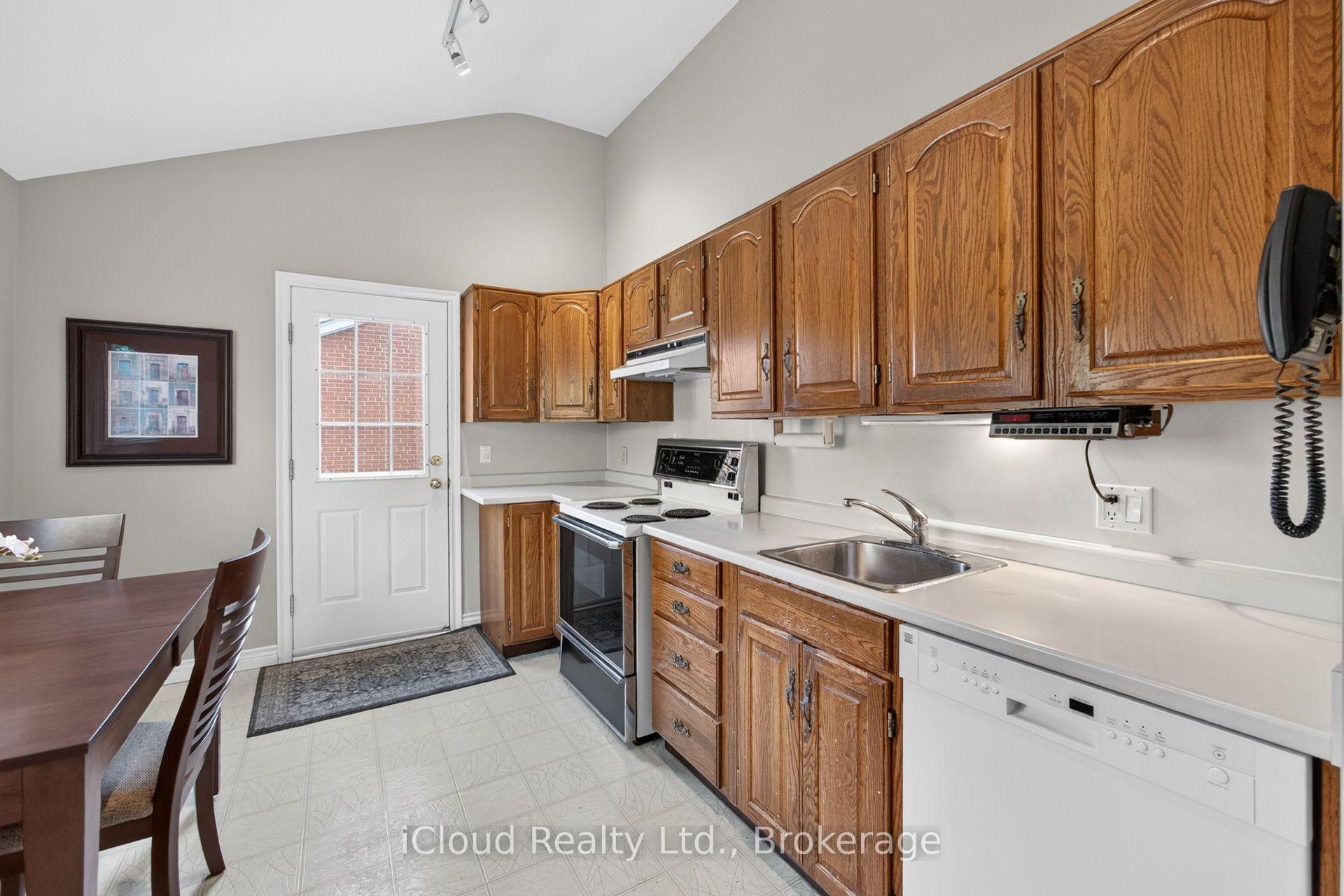 Photo 20 of 282 Kent Crescent, Burlington, Appleby — HOMEH