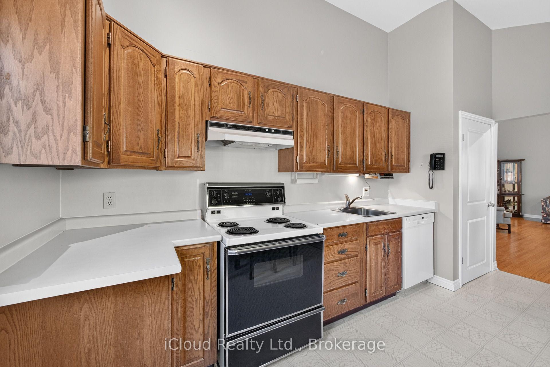 Photo 25 of 282 Kent Crescent, Burlington, Appleby — HOMEH