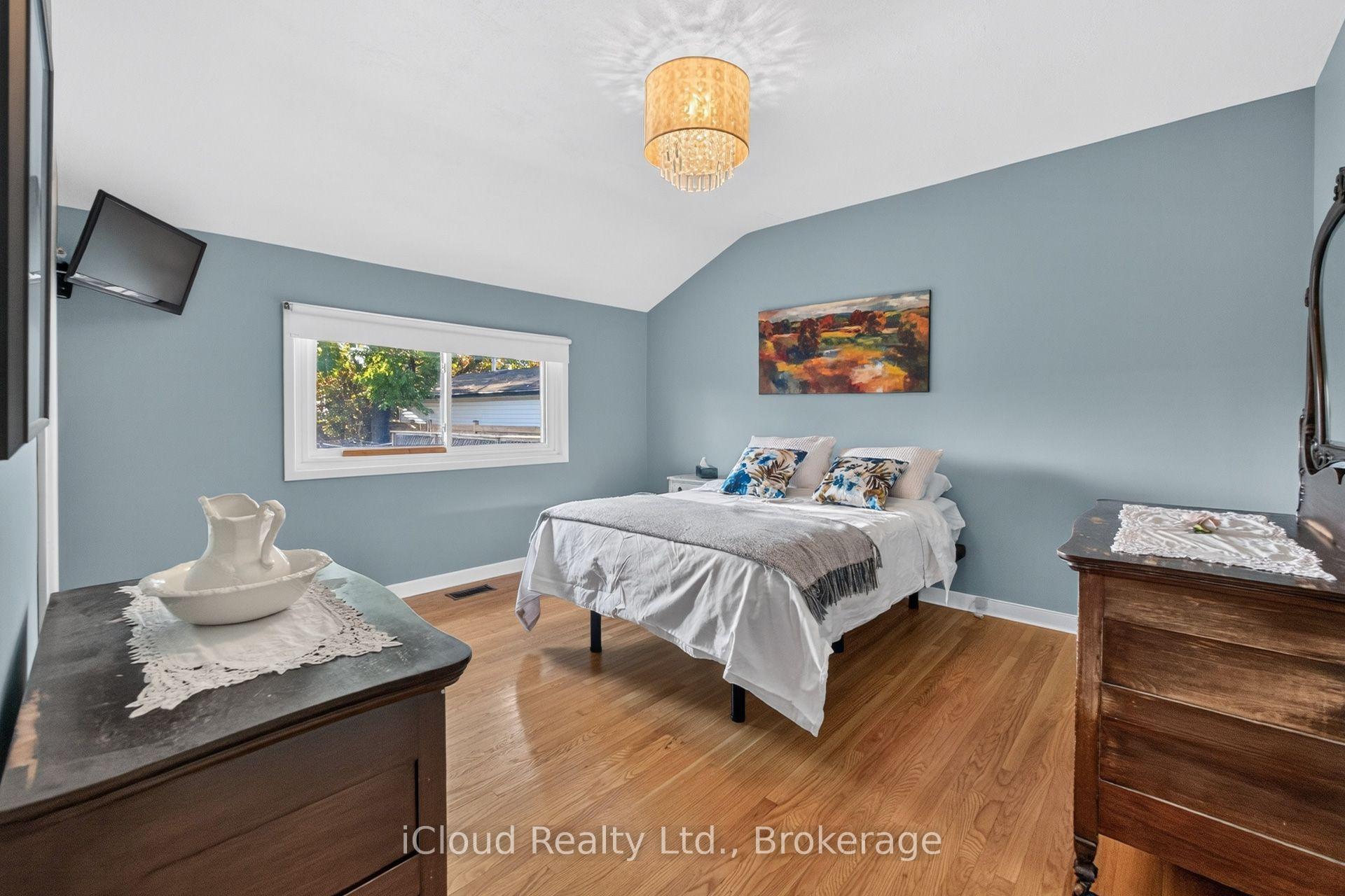 Photo 35 of 282 Kent Crescent, Burlington, Appleby — HOMEH