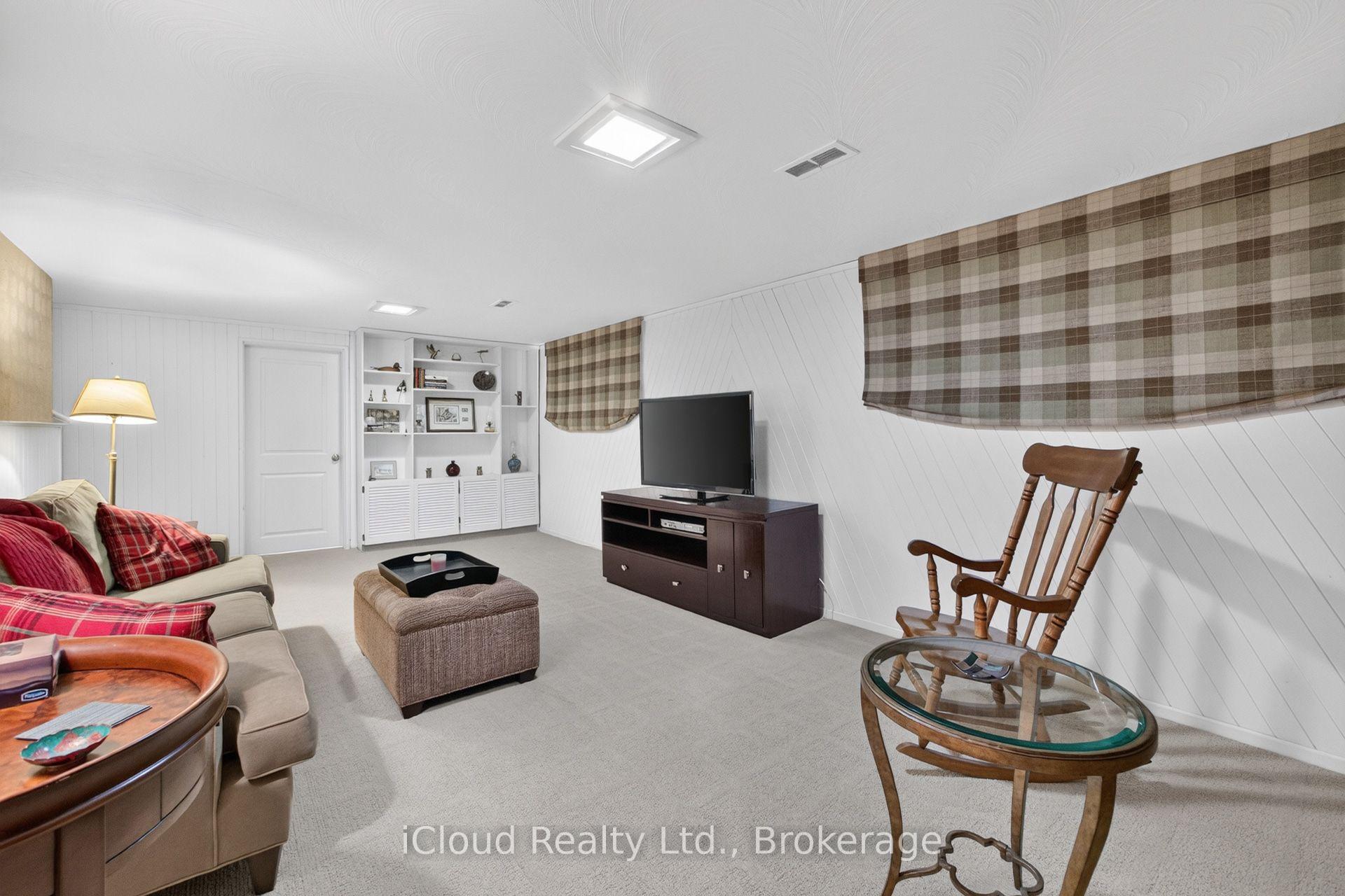 Photo 42 of 282 Kent Crescent, Burlington, Appleby — HOMEH