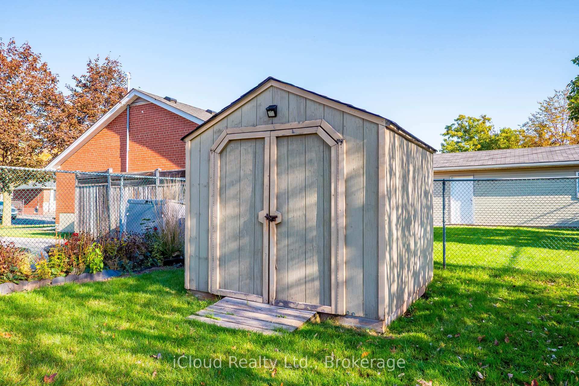 Photo 49 of 282 Kent Crescent, Burlington, Appleby — HOMEH