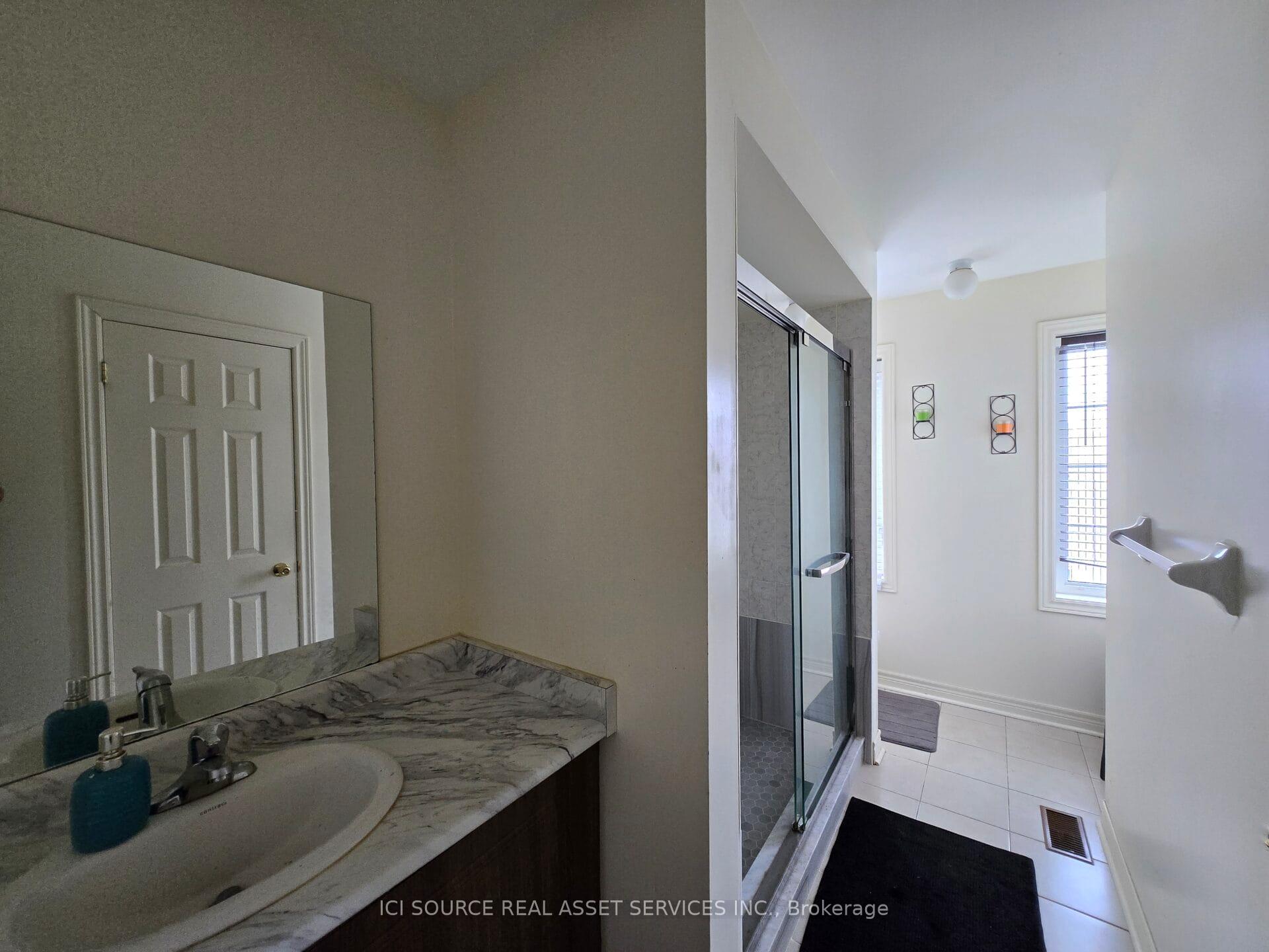Photo 18 of 376 Bessborough Drive, Milton, Harrison — HOMEH