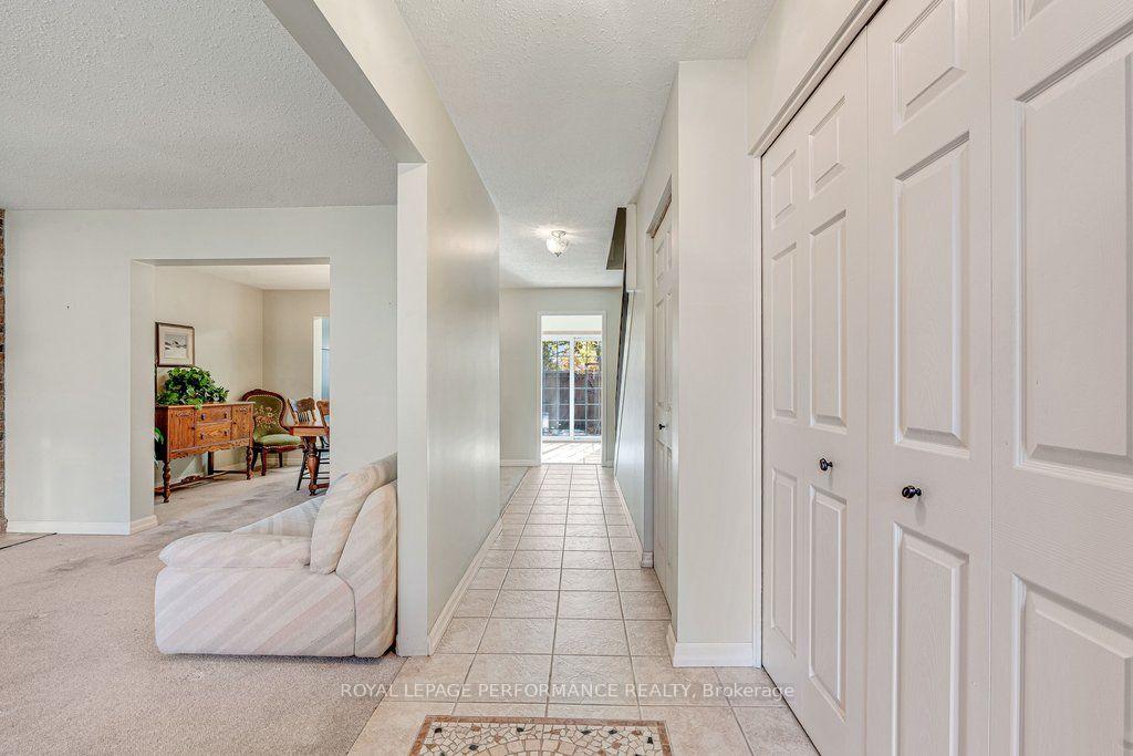 Photo 3 of Unit 32, 2111 Montreal Road, Ottawa, Beaconwood — HOMEH