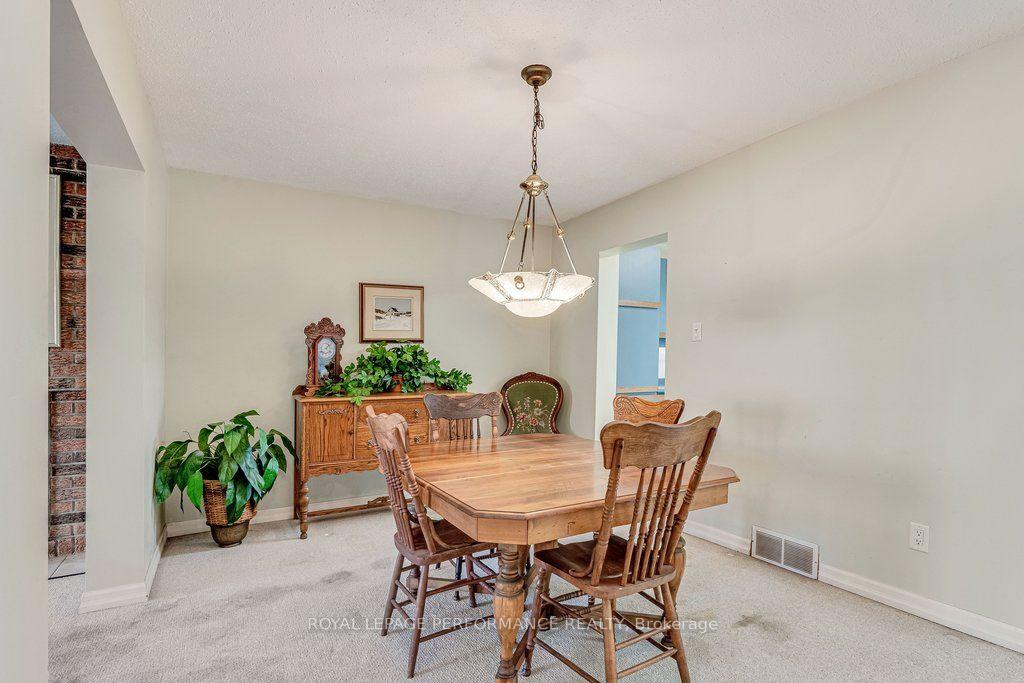 Photo 6 of Unit 32, 2111 Montreal Road, Ottawa, Beaconwood — HOMEH