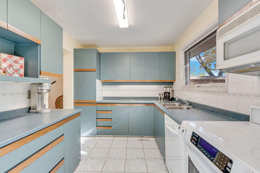 Photo 8 of Unit 32, 2111 Montreal Road, Ottawa, Beaconwood — HOMEH