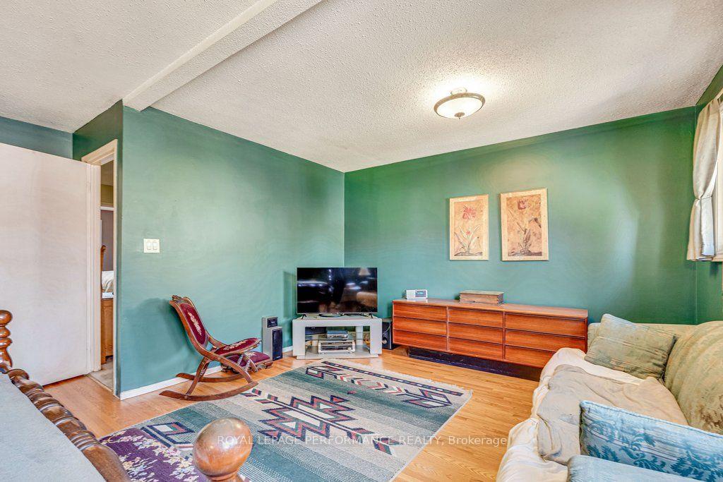 Photo 14 of Unit 32, 2111 Montreal Road, Ottawa, Beaconwood — HOMEH