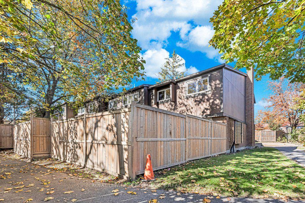 Photo 26 of Unit 32, 2111 Montreal Road, Ottawa, Beaconwood — HOMEH