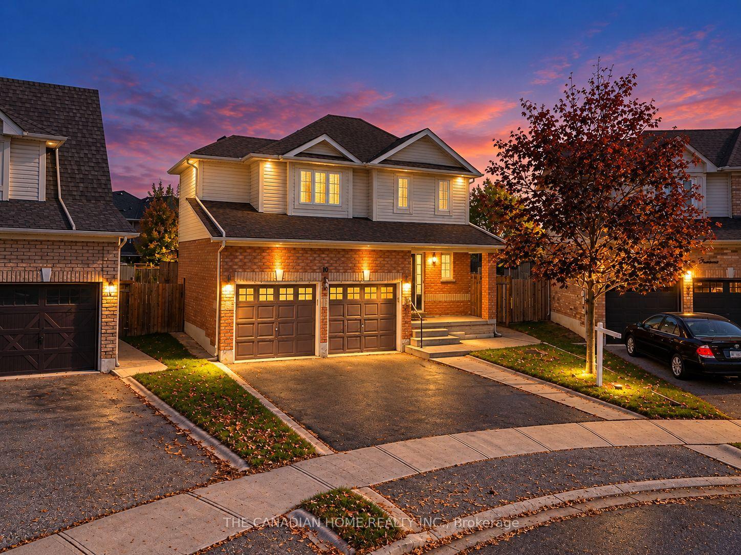 Photo 2 of 10 Dunvegan Crescent, Brampton, Fletcher's Meadow — HOMEH