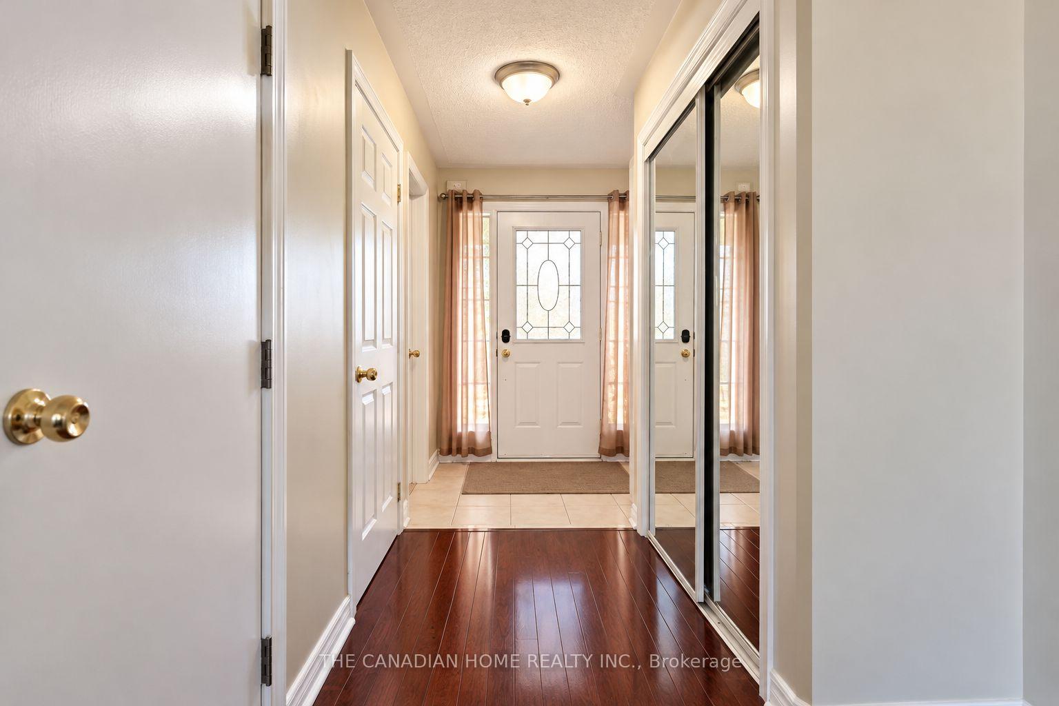 Photo 9 of 10 Dunvegan Crescent, Brampton, Fletcher's Meadow — HOMEH