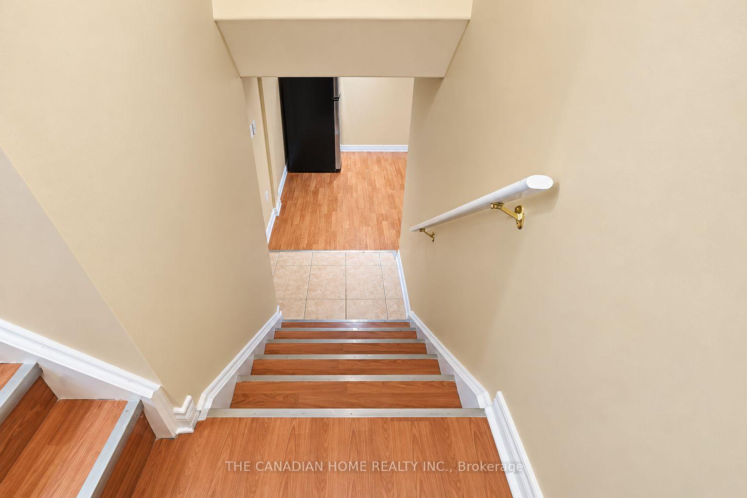 Photo 47 of 10 Dunvegan Crescent, Brampton, Fletcher's Meadow — HOMEH
